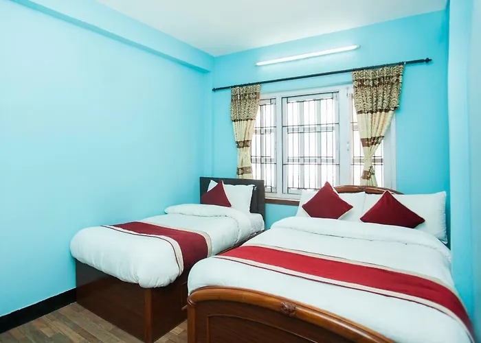 Hotel Oyo 372 Happy 3*