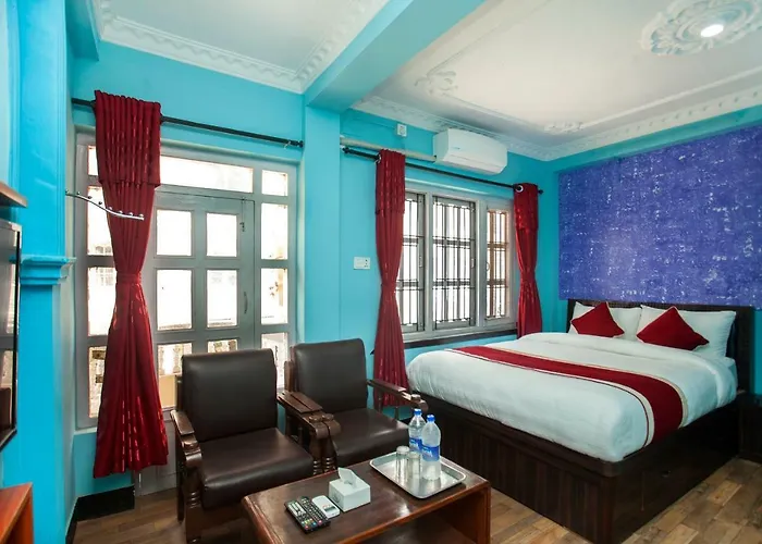 Hotel Oyo 372 Happy 3*